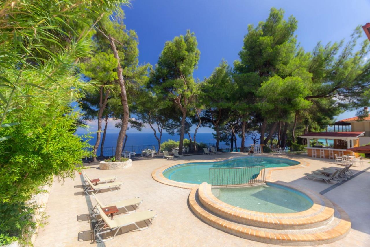 Evripidis Hotel Afytos Bagian luar foto