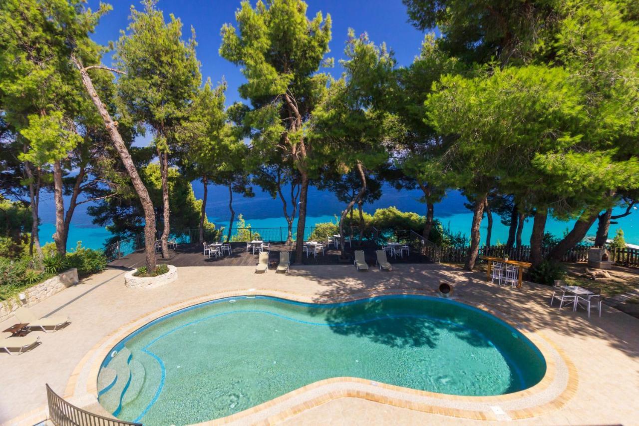 Evripidis Hotel Afytos Bagian luar foto