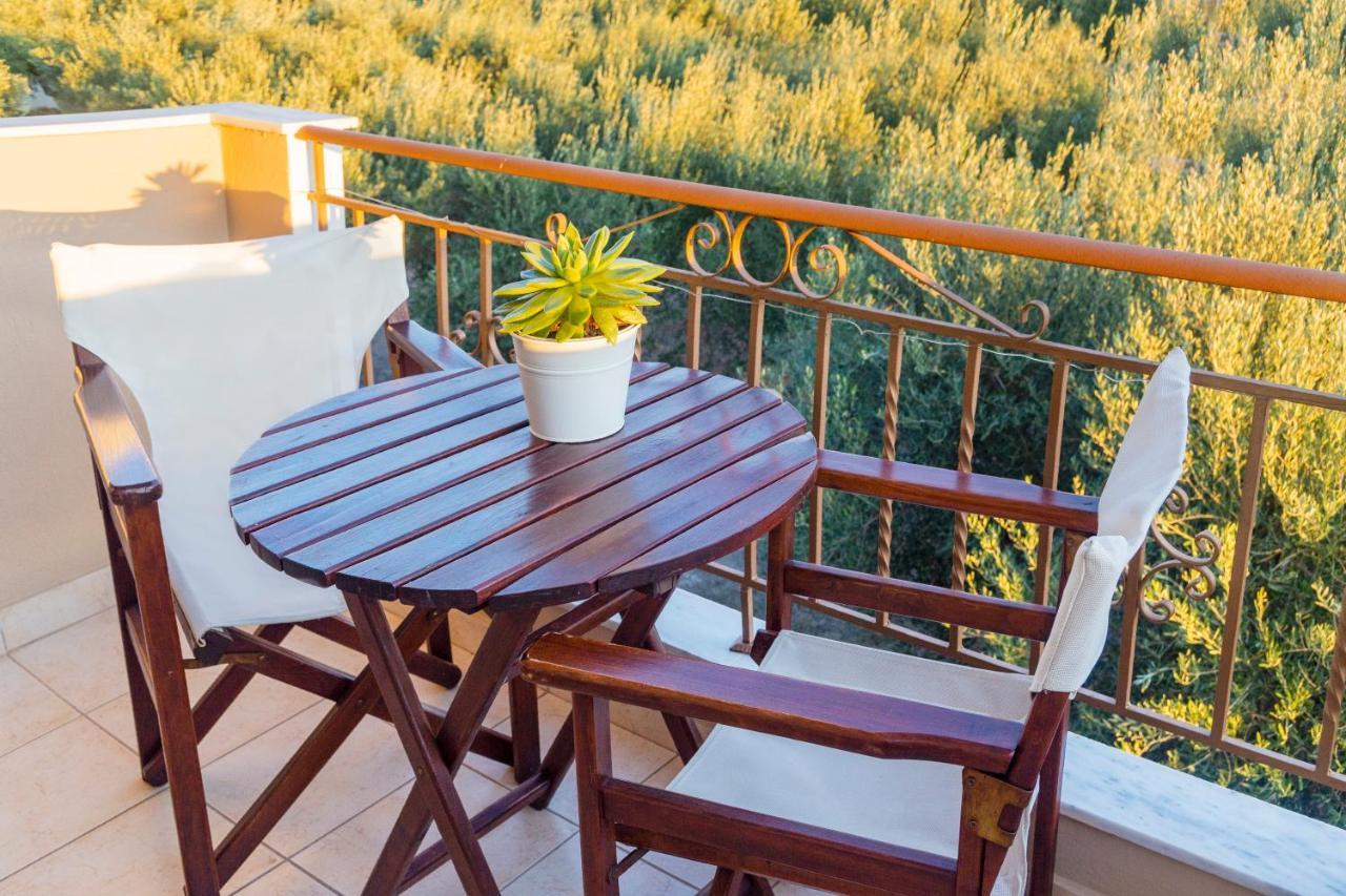 Evripidis Hotel Afytos Bagian luar foto