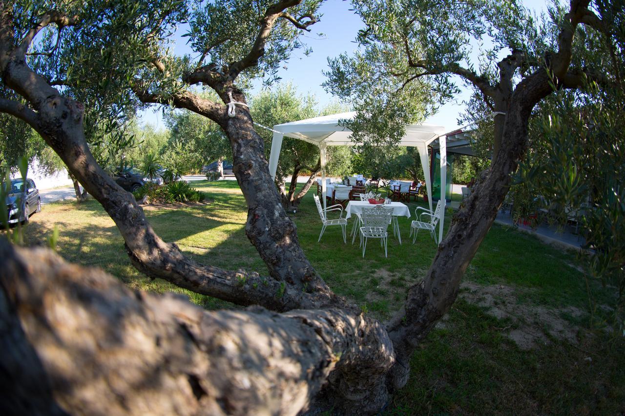 Evripidis Hotel Afytos Bagian luar foto